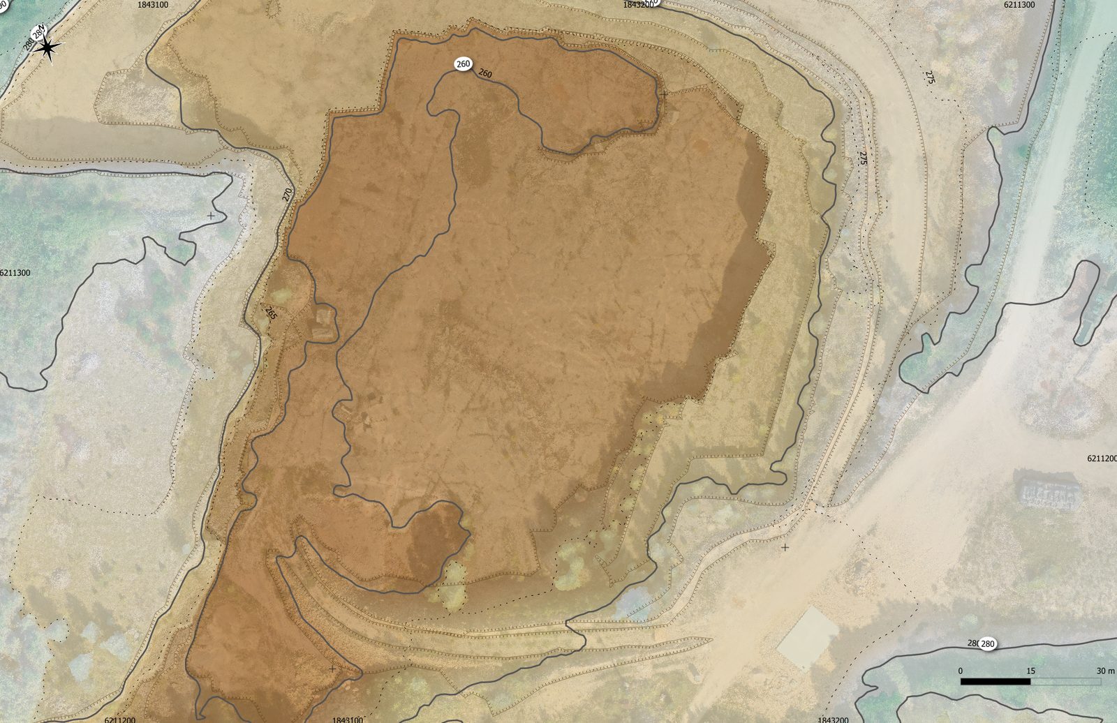 Orthophotographie avec courbes de niveau, échelle graphique et flèche nord, issue du MNT